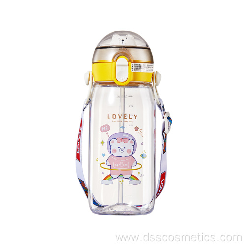 2022 new design tritan plastic bpa free water bottle sport cute bear for kids safe bottle sport